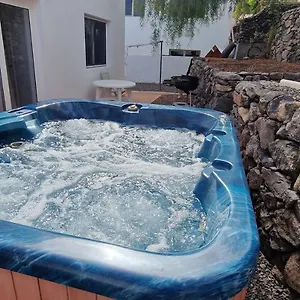  Сasa de vacaciones Casa Geminis, Relax, Sol Y Jacuzzi